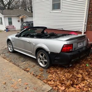 2000 GT silver convertible mustang